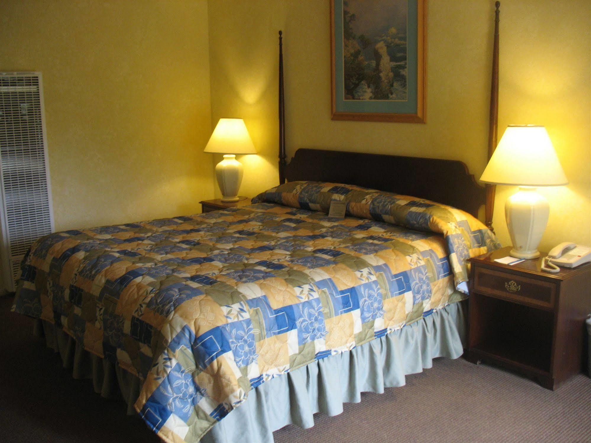 Creekside Inn Downtown Cambria Dış mekan fotoğraf